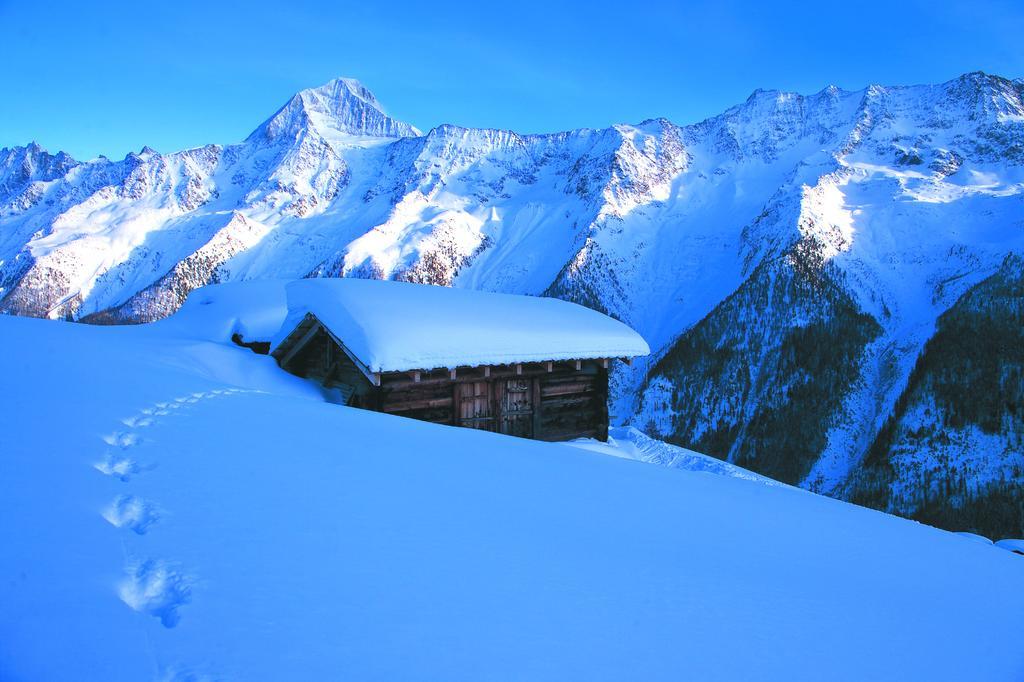 Alpenhotel Zur Wildi Lauchernalp Wiler Extérieur photo