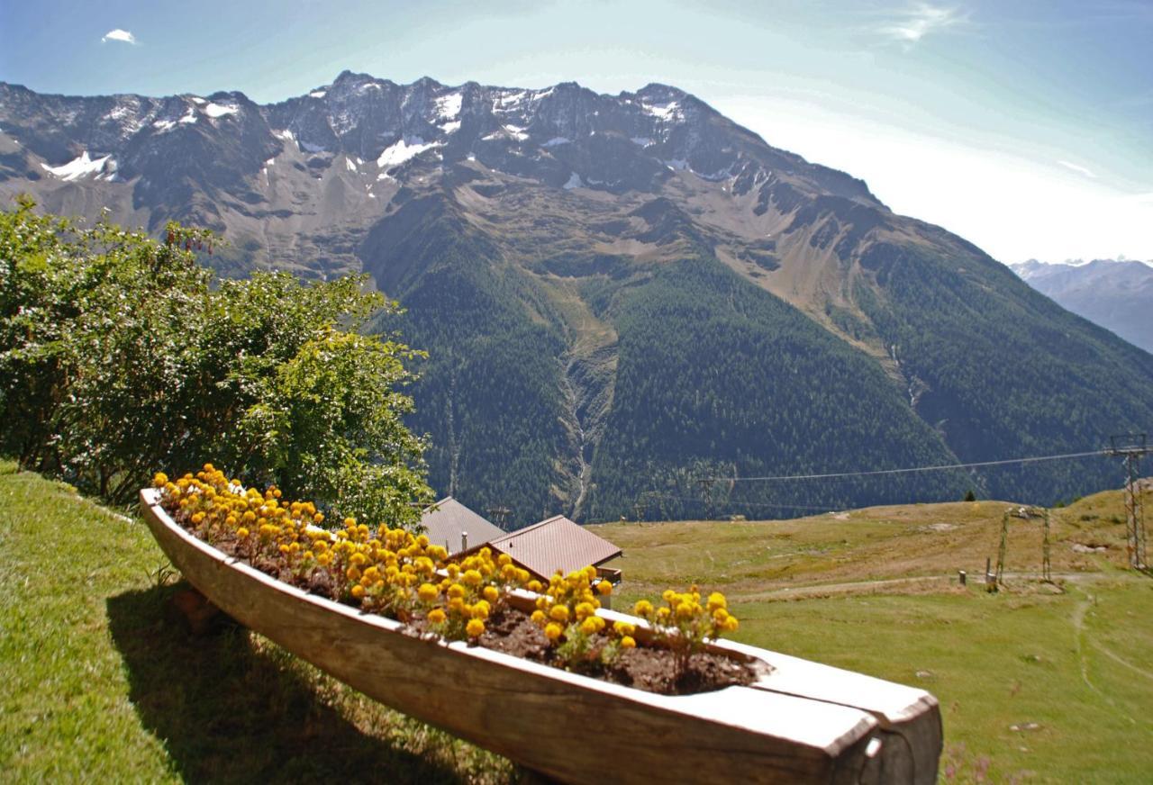 Alpenhotel Zur Wildi Lauchernalp Wiler Extérieur photo