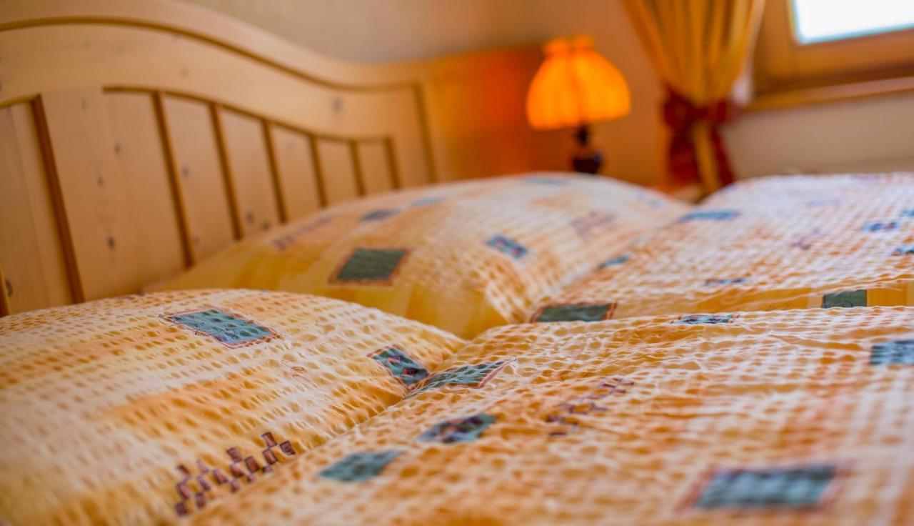 Alpenhotel Zur Wildi Lauchernalp Wiler Extérieur photo